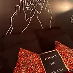 Yetişkin Oteli Luxe And